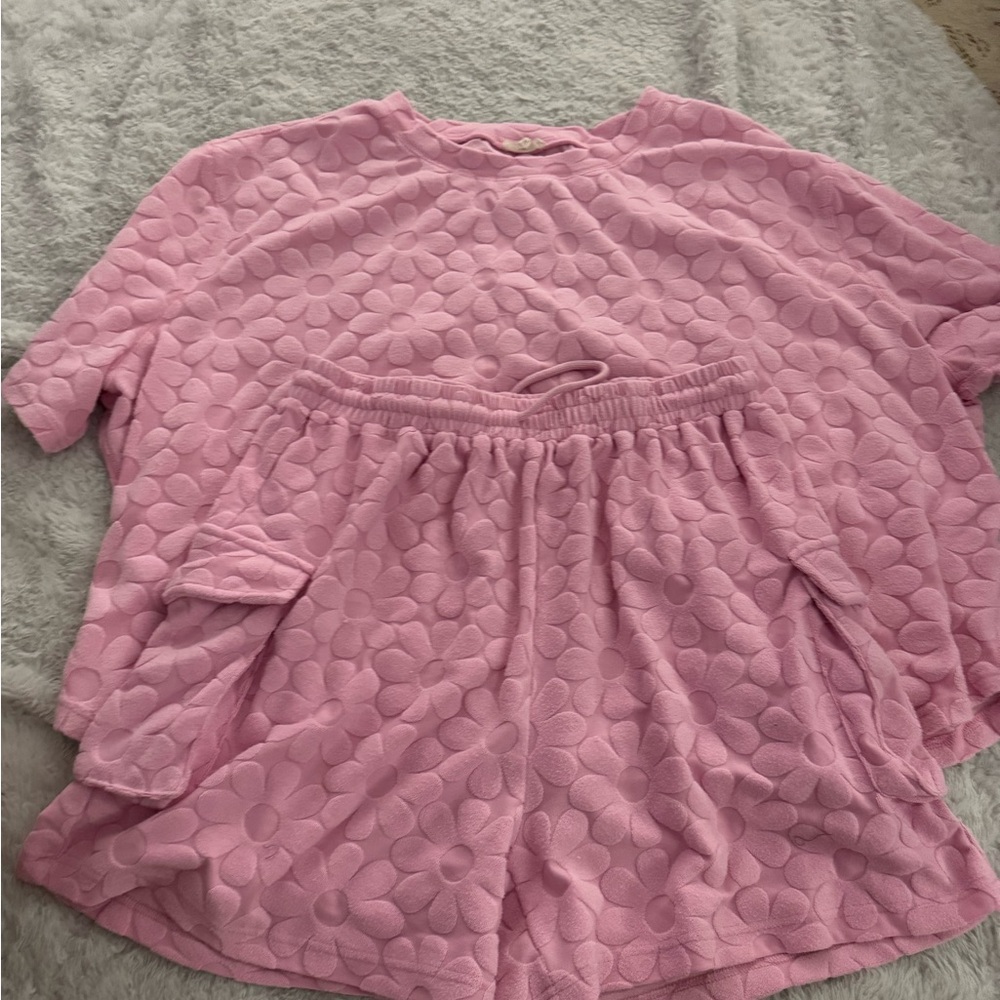 Easel Pink Floral Textured Tee and Shorts Set